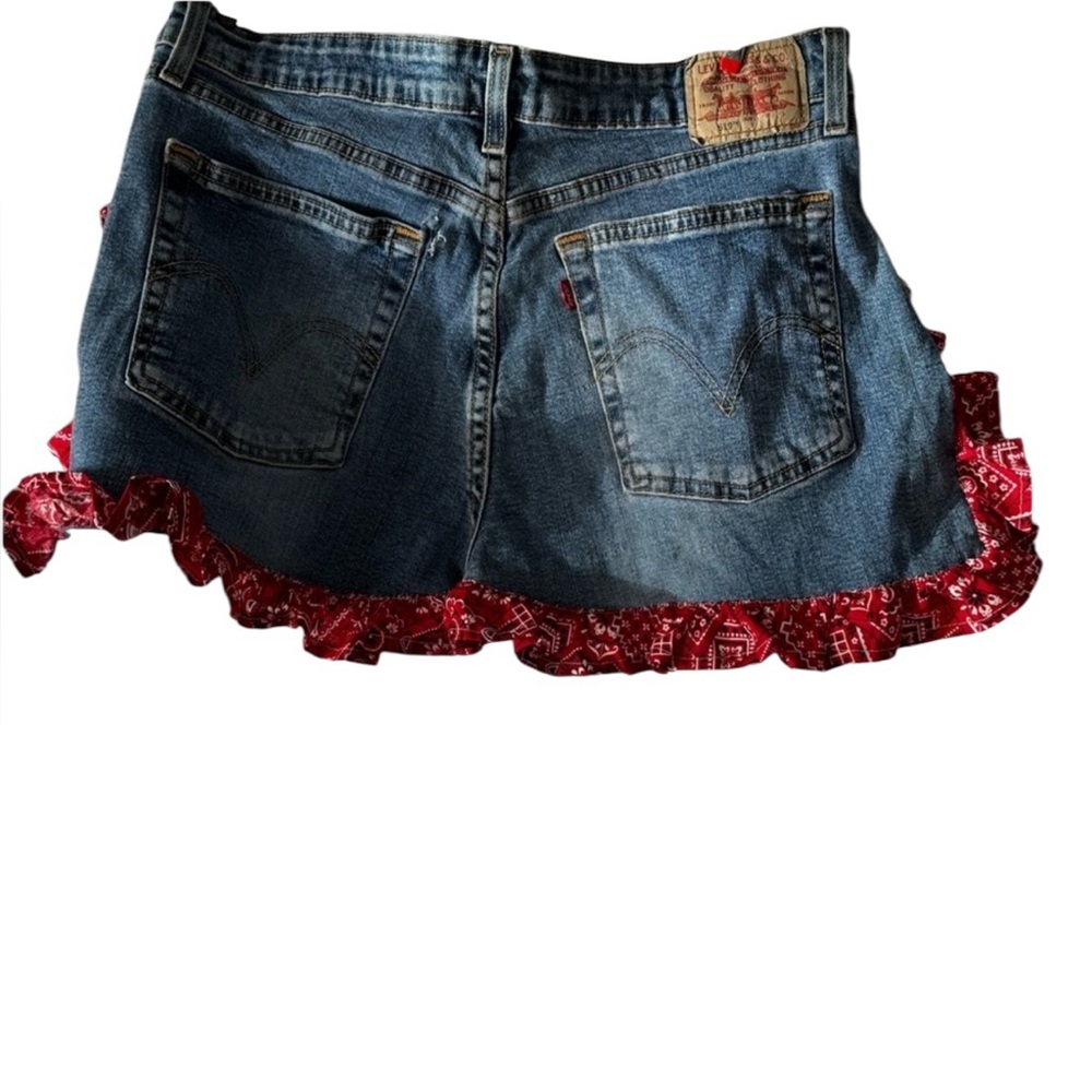 Levi’s apron